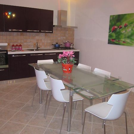 A 100Metri Da Piazza Duomo Di Ortigia Apartment Syracuse Bilik gambar